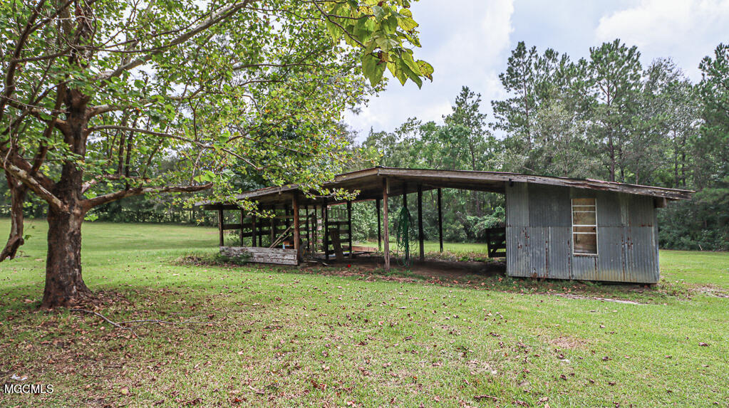 23387 Saucier Fairley Road Saucier, MS 39574 - Photo 4 of 22 Saucier Fairley-202