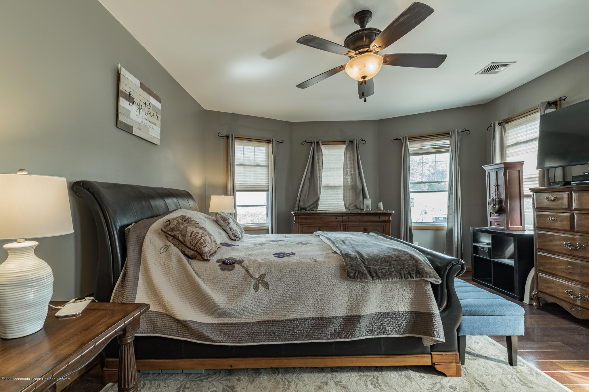 33 Wingra Avenue Rutherford, NJ 07070 - Photo 17 of 24 master bedroom