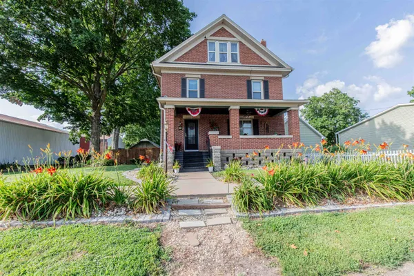 $197,000 | 96 West Railroad Street, La Moille, IL 61330