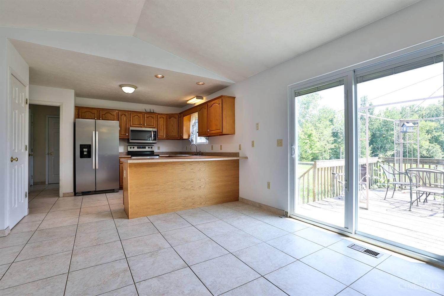 7483 Strout Road Clarksville, OH 45113 - Photo 14 of 38 Gallery Image 14