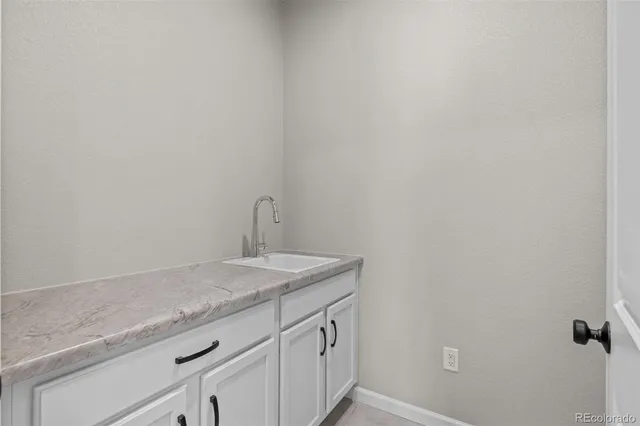 $767,900 | 8287 South Quail Street, Littleton, CO 80127