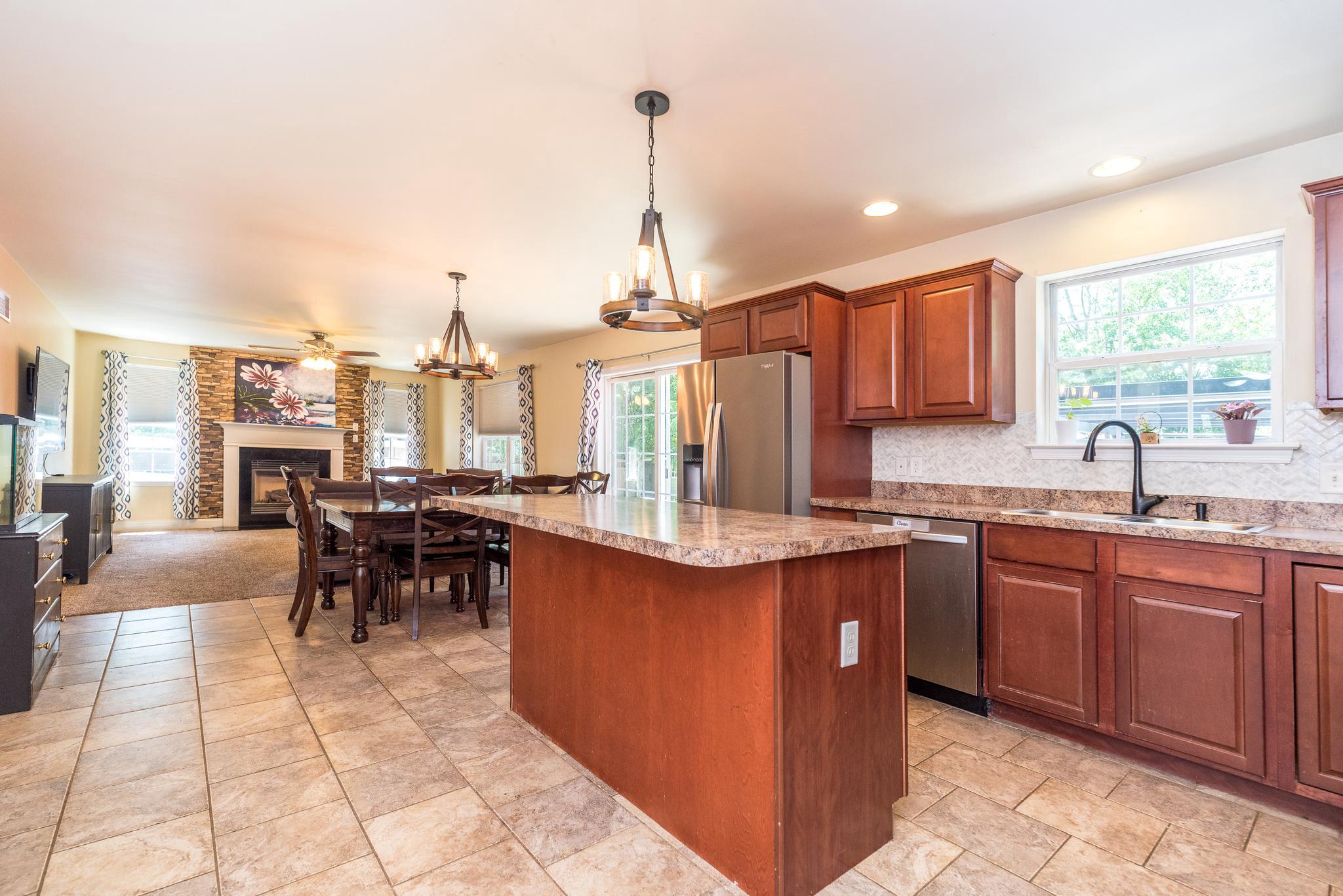 650 Oak Park Road Hatfield, PA 19440 - Photo 26 of 73 Eat-in kitchen