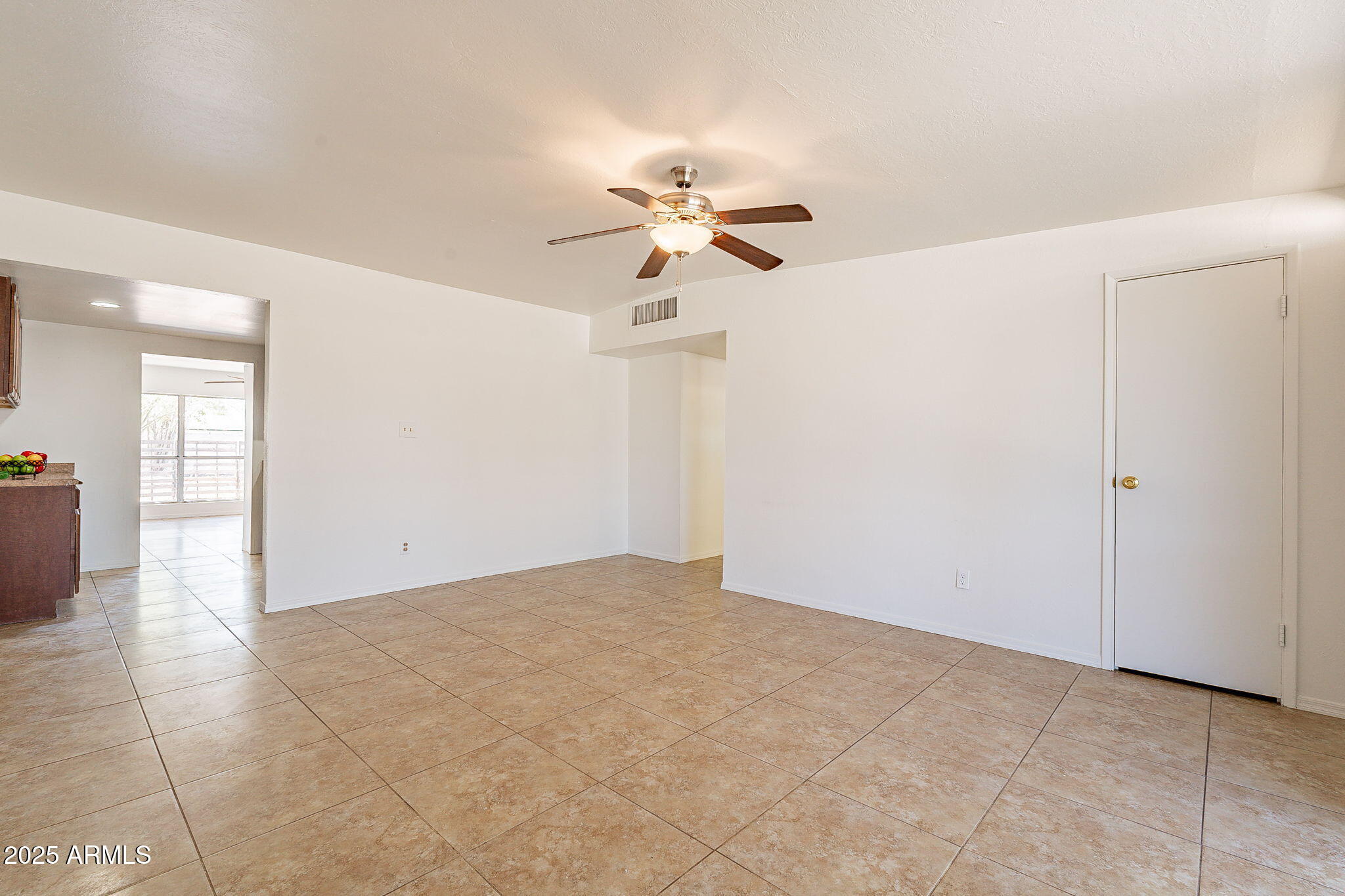 551 West Harding Avenue Coolidge, AZ 85128 - Photo 19 of 52 7-web-or-mls-Harding-7