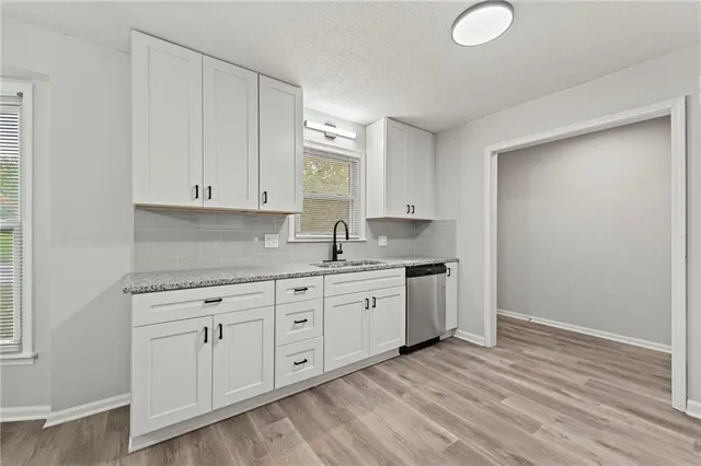 $267,500 | 7029 Verde Drive, Kansas City, KS 66109