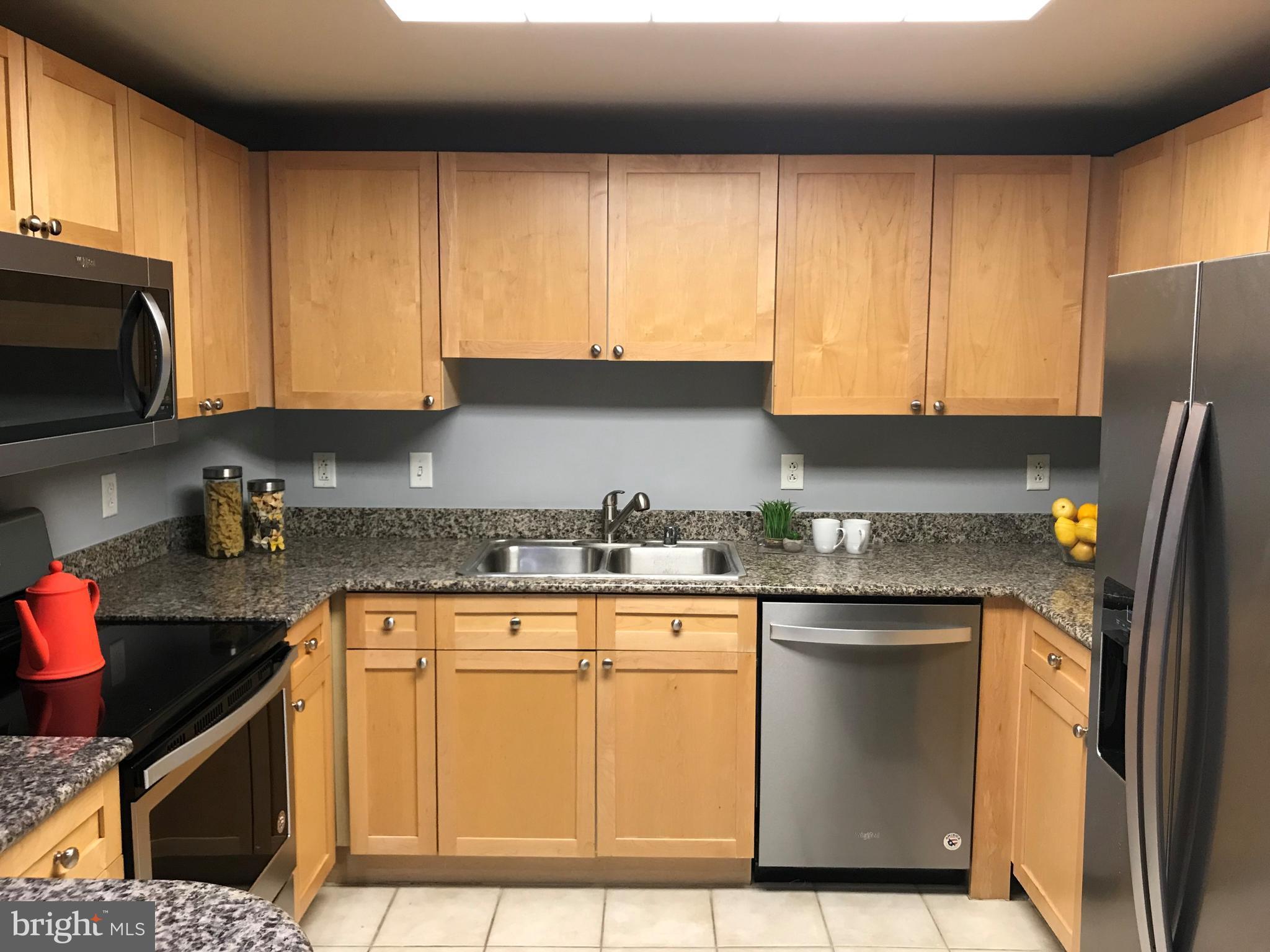 777 7th Street Northwest, Unit 308 Washington, DC 20001 - Photo 10 of 25 New Stainless Appliances