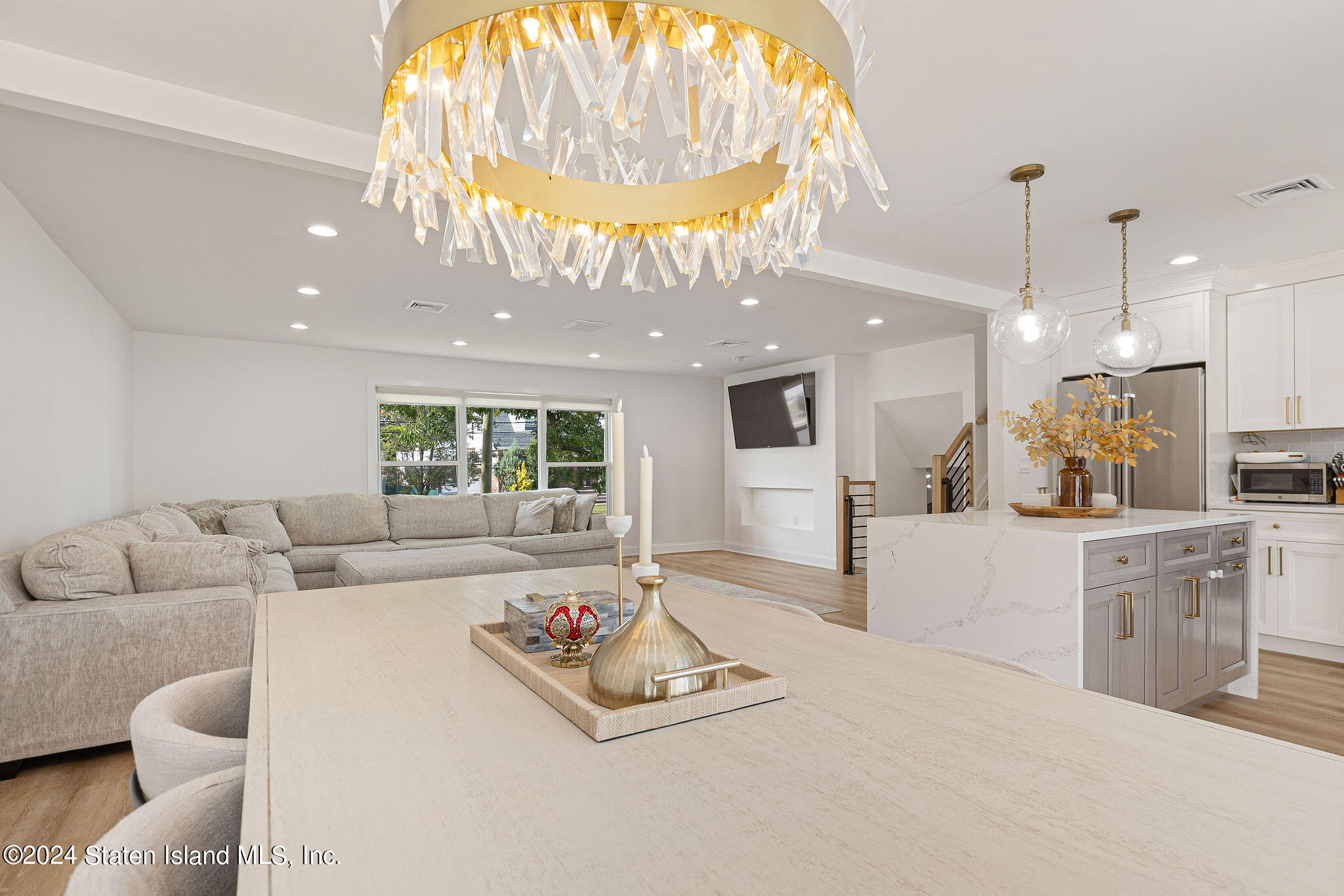 985 Manor Road Staten Island, NY 10314 - Photo 25 of 56 985ManorRd-27