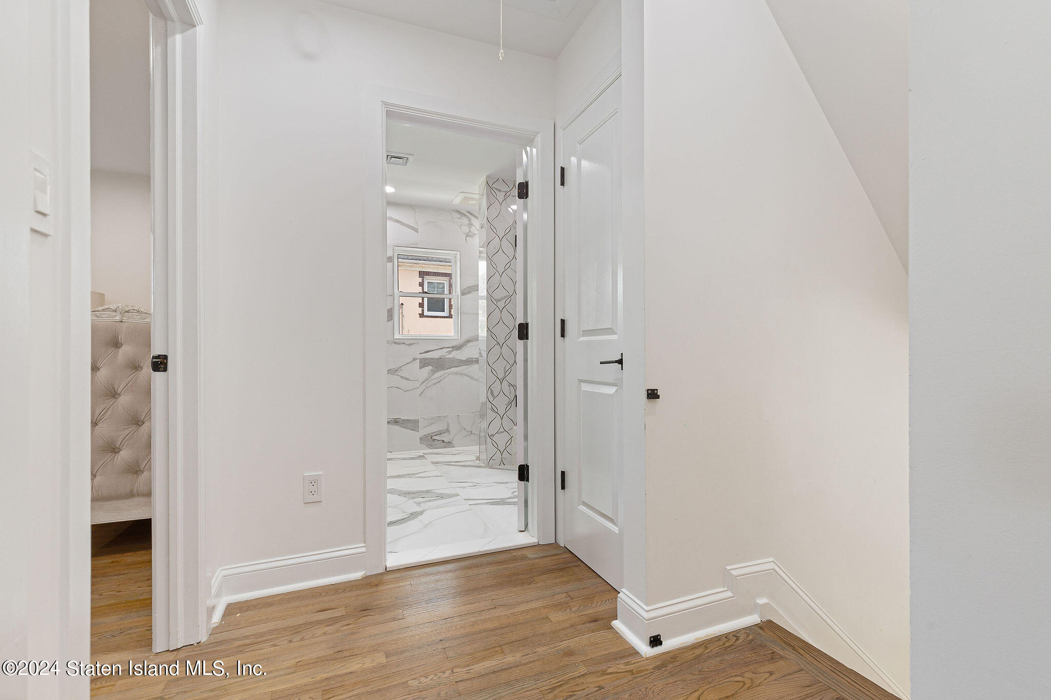 985 Manor Road Staten Island, NY 10314 - Photo 26 of 56 985ManorRd-28