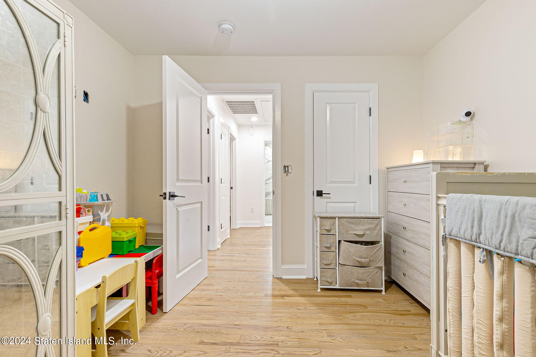 985 Manor Road Staten Island, NY 10314 - Photo 31 of 56 985ManorRd-35