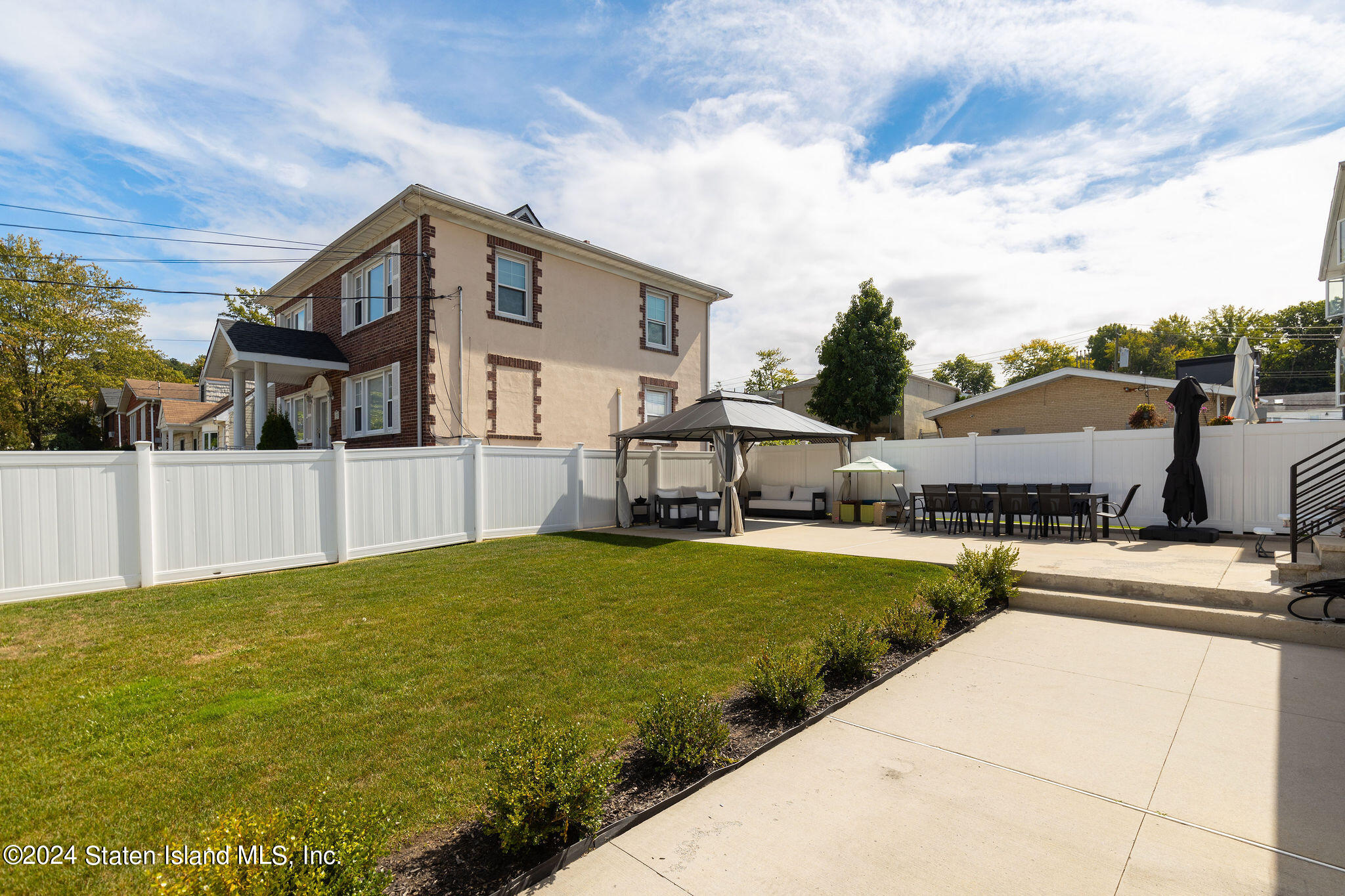 985 Manor Road Staten Island, NY 10314 - Photo 40 of 56 985ManorRd-46