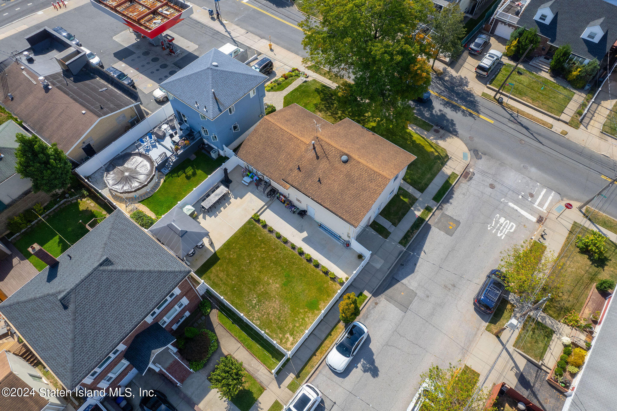 985 Manor Road Staten Island, NY 10314 - Photo 45 of 56 985ManorRd-51