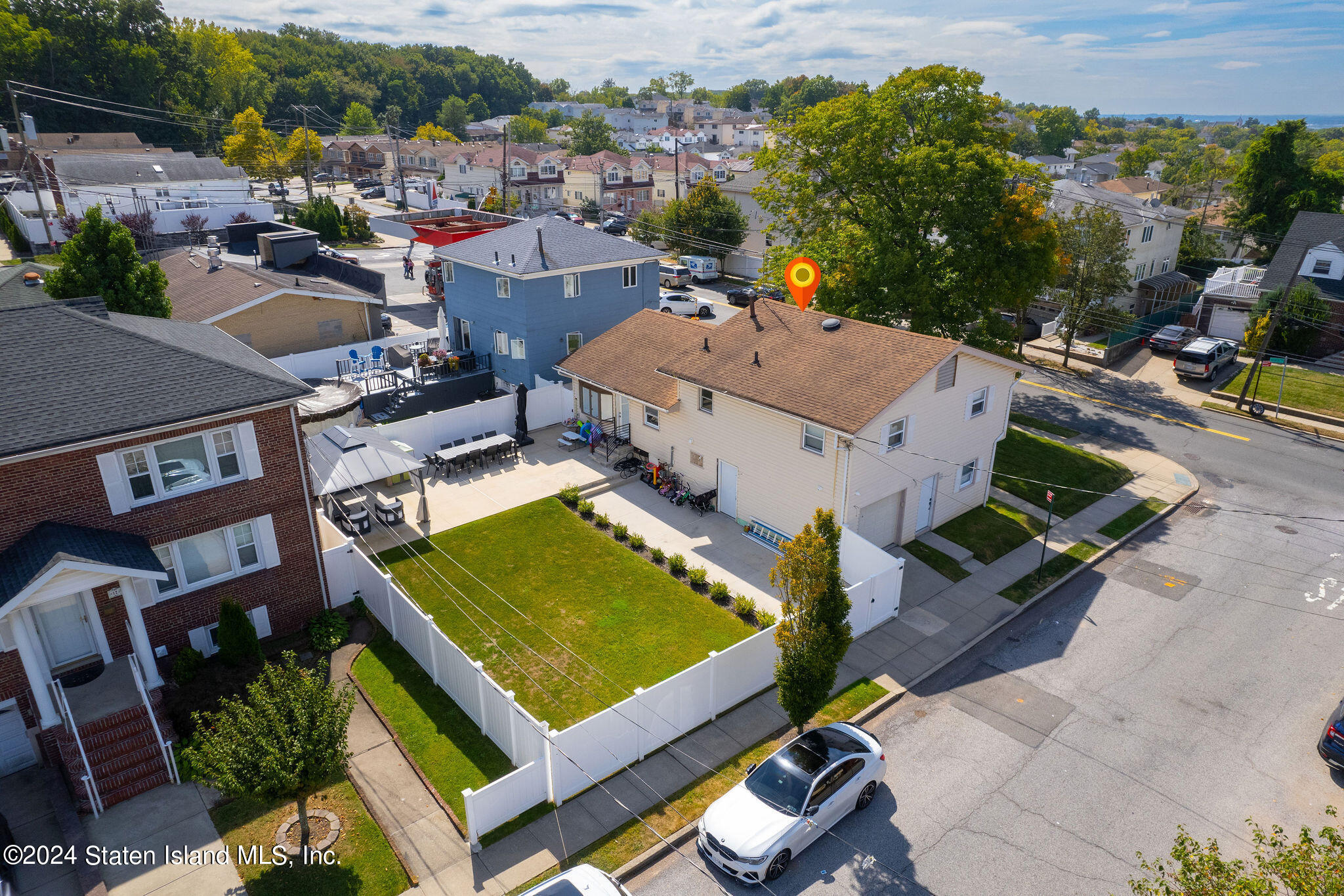 985 Manor Road Staten Island, NY 10314 - Photo 51 of 56 985ManorRd-57pin