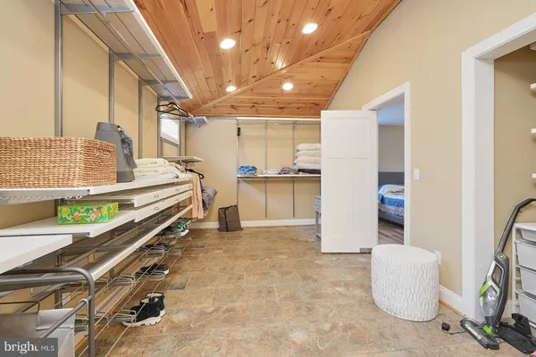 $920,000 | 1295 Mountainview Drive, Oakland, MD 21550