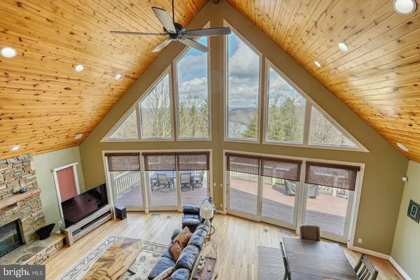 $920,000 | 1295 Mountainview Drive, Oakland, MD 21550