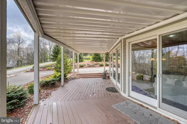$920,000 | 1295 Mountainview Drive, Oakland, MD 21550