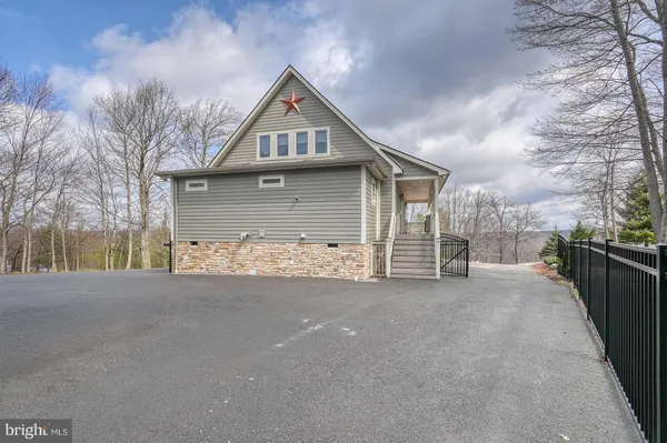 $920,000 | 1295 Mountainview Drive, Oakland, MD 21550