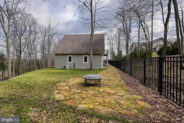 $920,000 | 1295 Mountainview Drive, Oakland, MD 21550