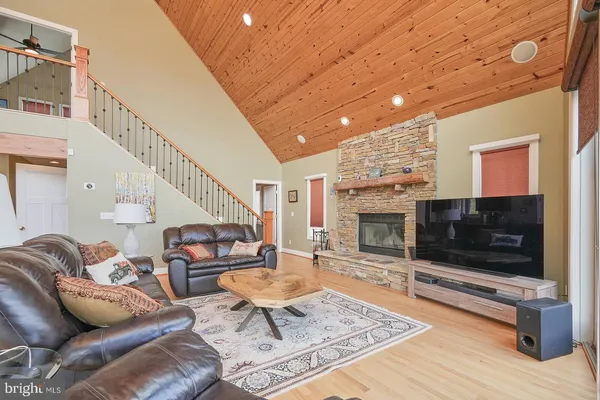 $920,000 | 1295 Mountainview Drive, Oakland, MD 21550