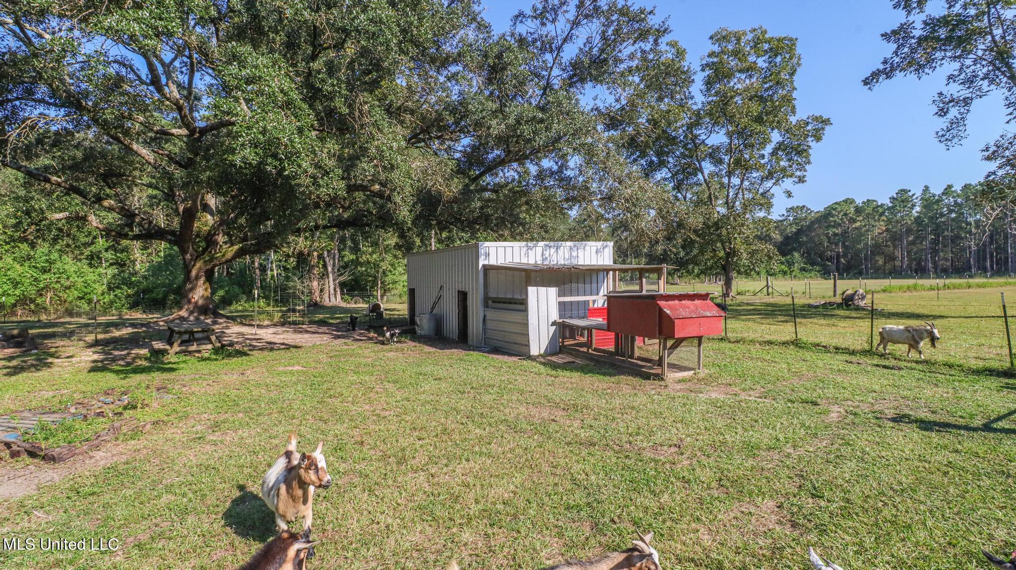 7525 Greenfields Road Moss Point, MS 39562 - Photo 17 of 23 16 - a