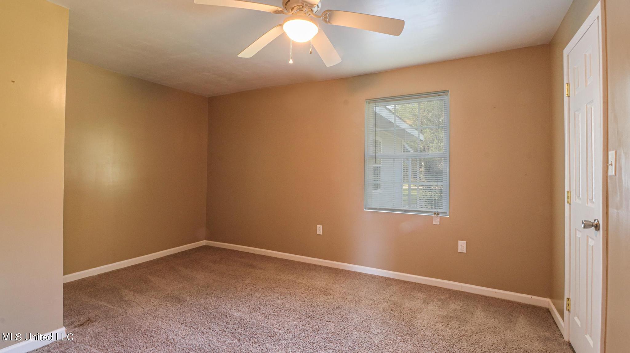 7525 Greenfields Road Moss Point, MS 39562 - Photo 7 of 23 7 - br