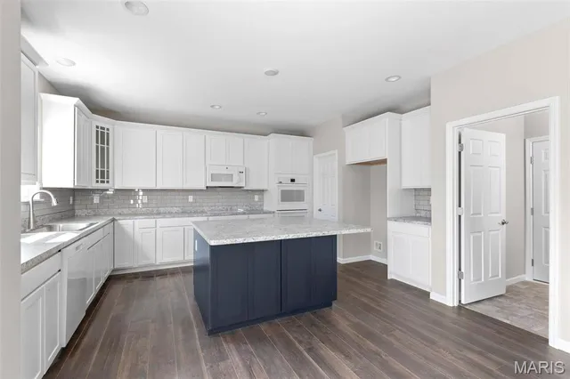 $502,900 | 2 Hermitage Ii At Louiselle Park, Maryland Heights, MO 63043