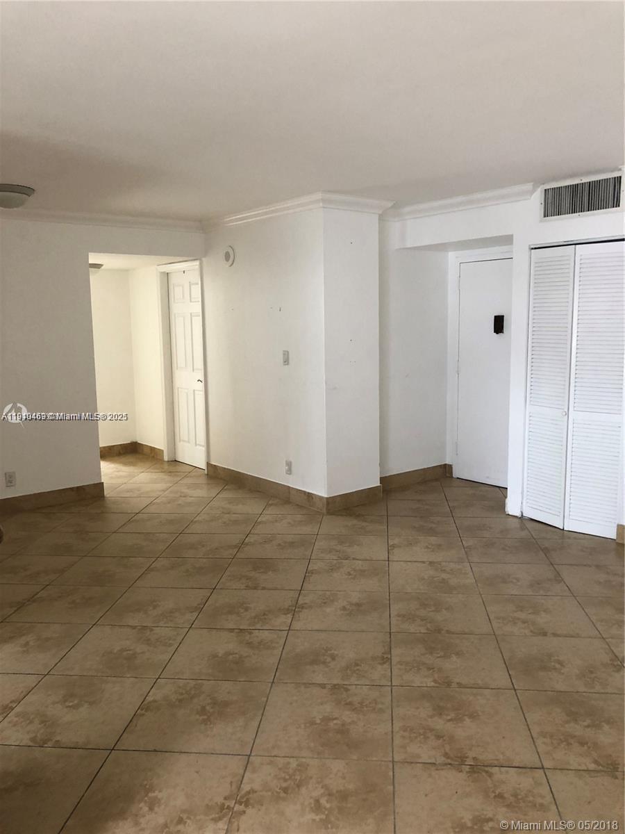 16909 North Bay Road, Unit 711 Sunny Isles Beach, FL 33160 - Photo 7 of 9 a view of an empty room