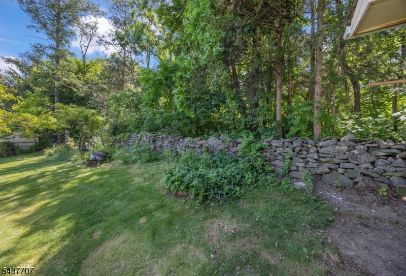 6 Odell Road Vernon, NJ 07462 - Photo 8 of 33
