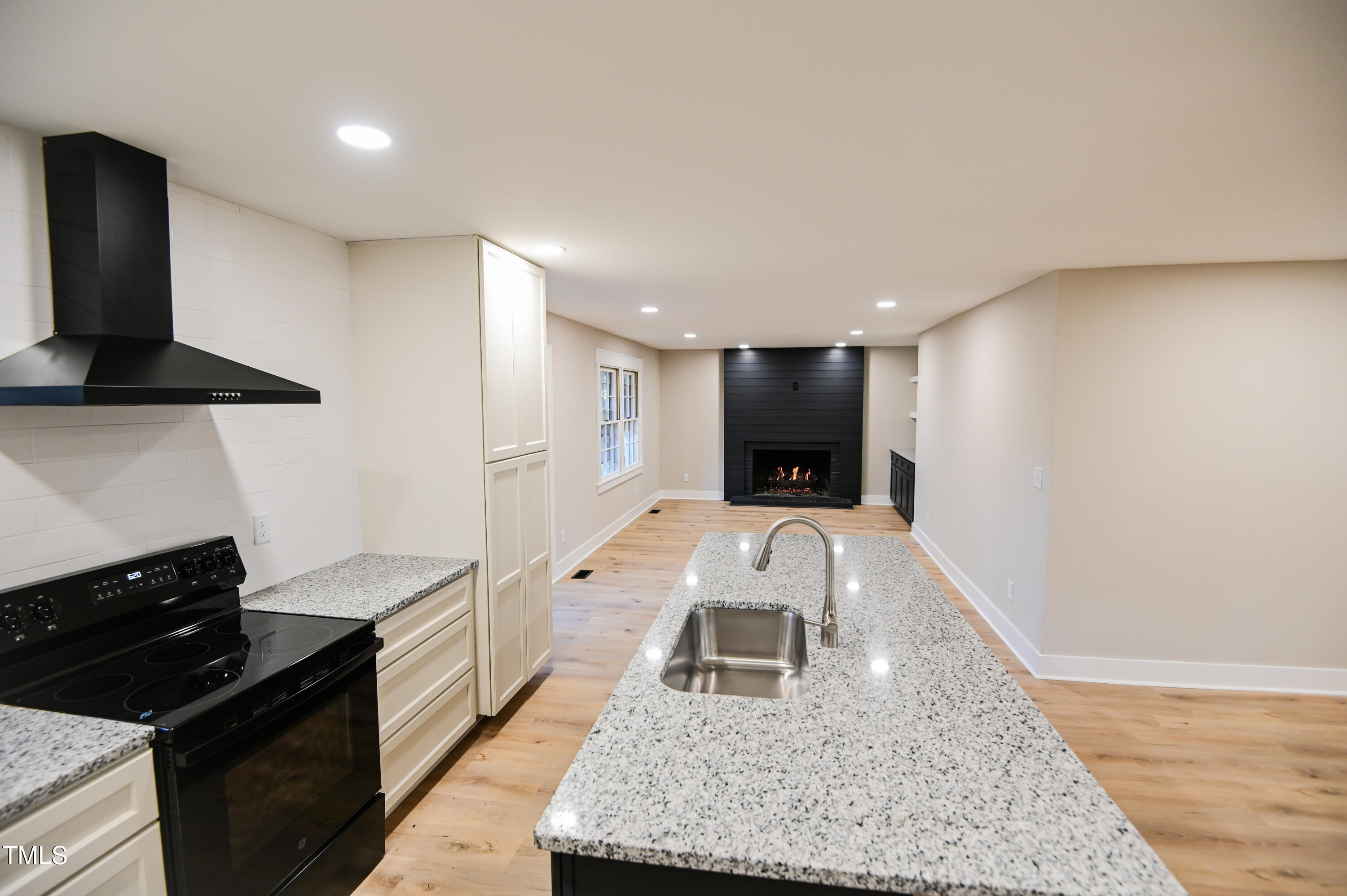 4211 Lumley Road Durham, NC 27703 - Photo 13 of 41 4211 Lumley Road-25
