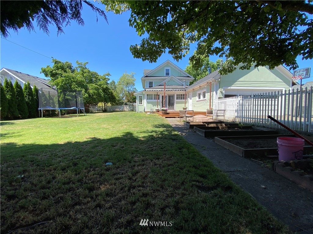 914 F Street Centralia, WA 98531 - Photo 3 of 35