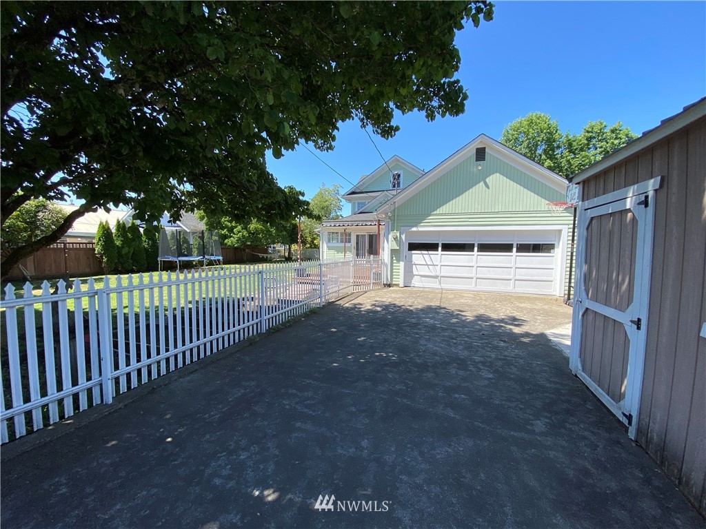 914 F Street Centralia, WA 98531 - Photo 6 of 35