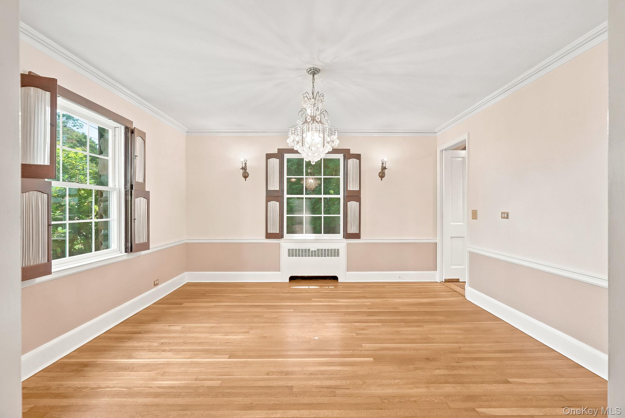 1 Sheridan Road Scarsdale, NY 10583 - Photo 9 of 40 Elegant dining room awaiting special gatherings