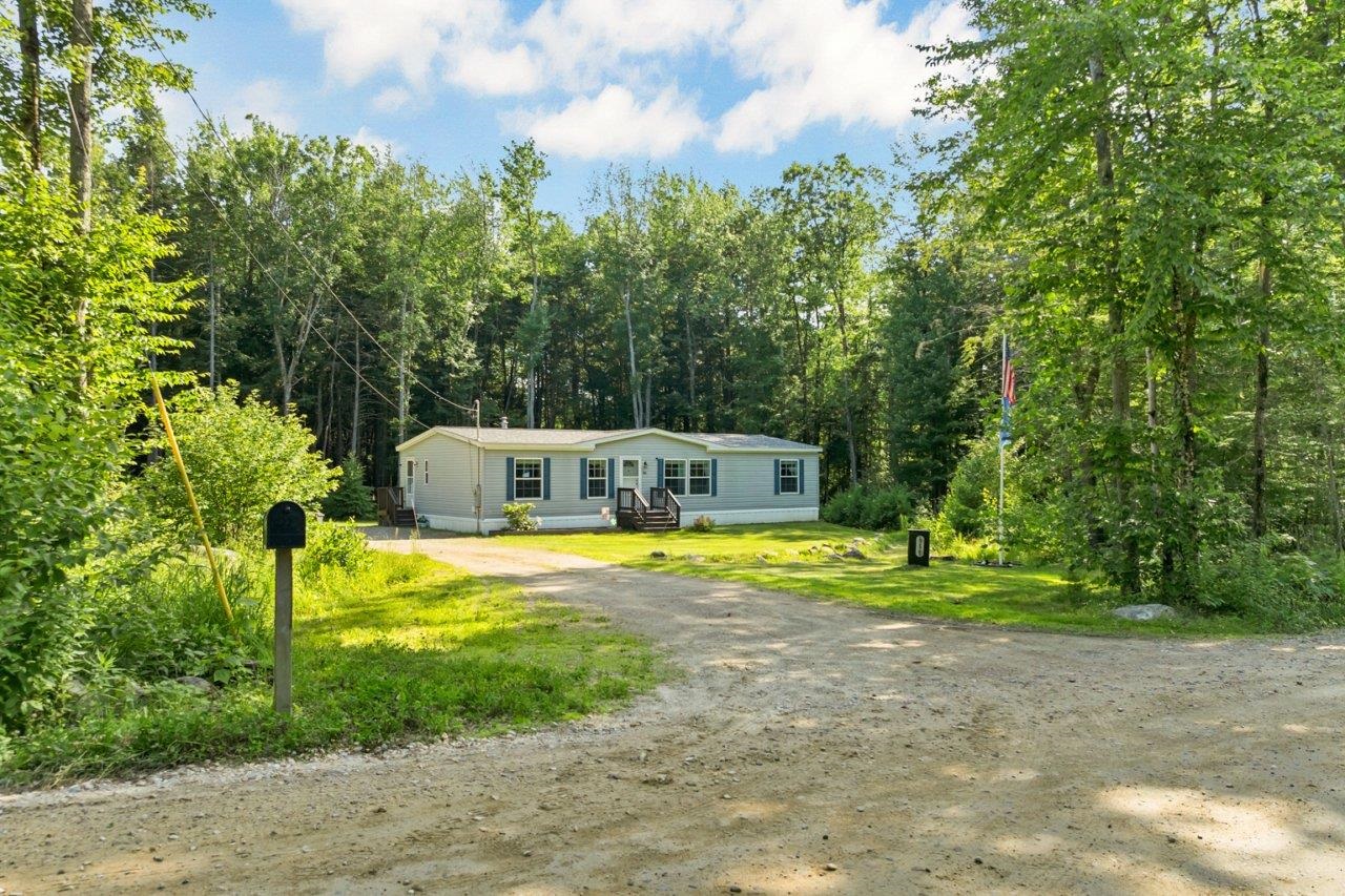 954 Ten Rod Road Farmington, NH 03835 - Photo 1 of 32