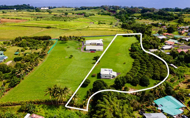 view of a tennis court