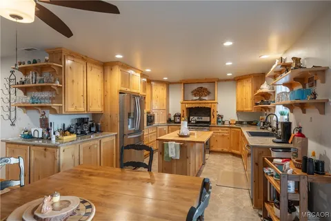$1,795,000 | 448 Edgemoor Road, Big Bear Lake, CA 92315
