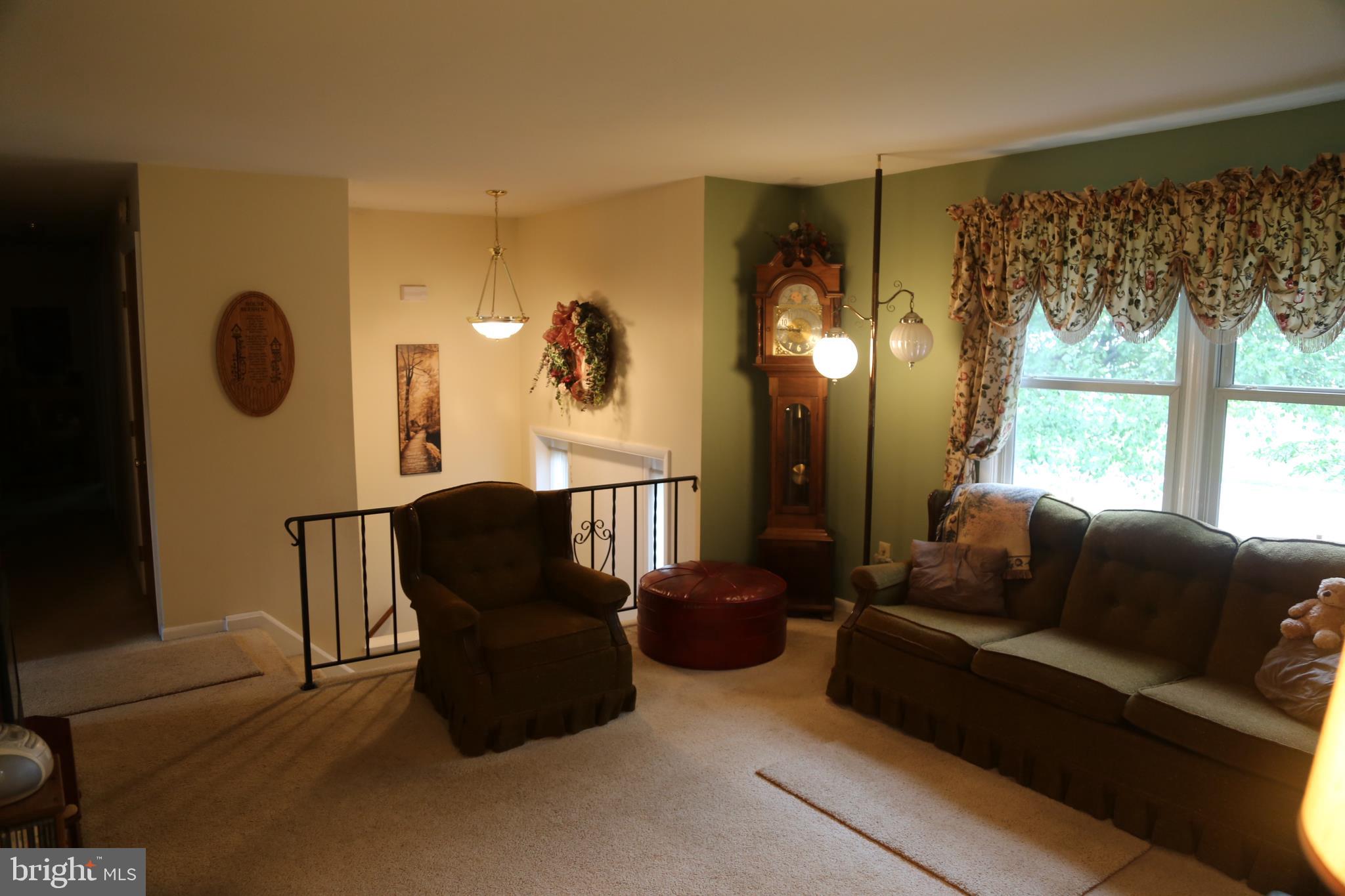 677 Lititz Road Manheim, PA 17545 - Photo 2 of 28 Living Room