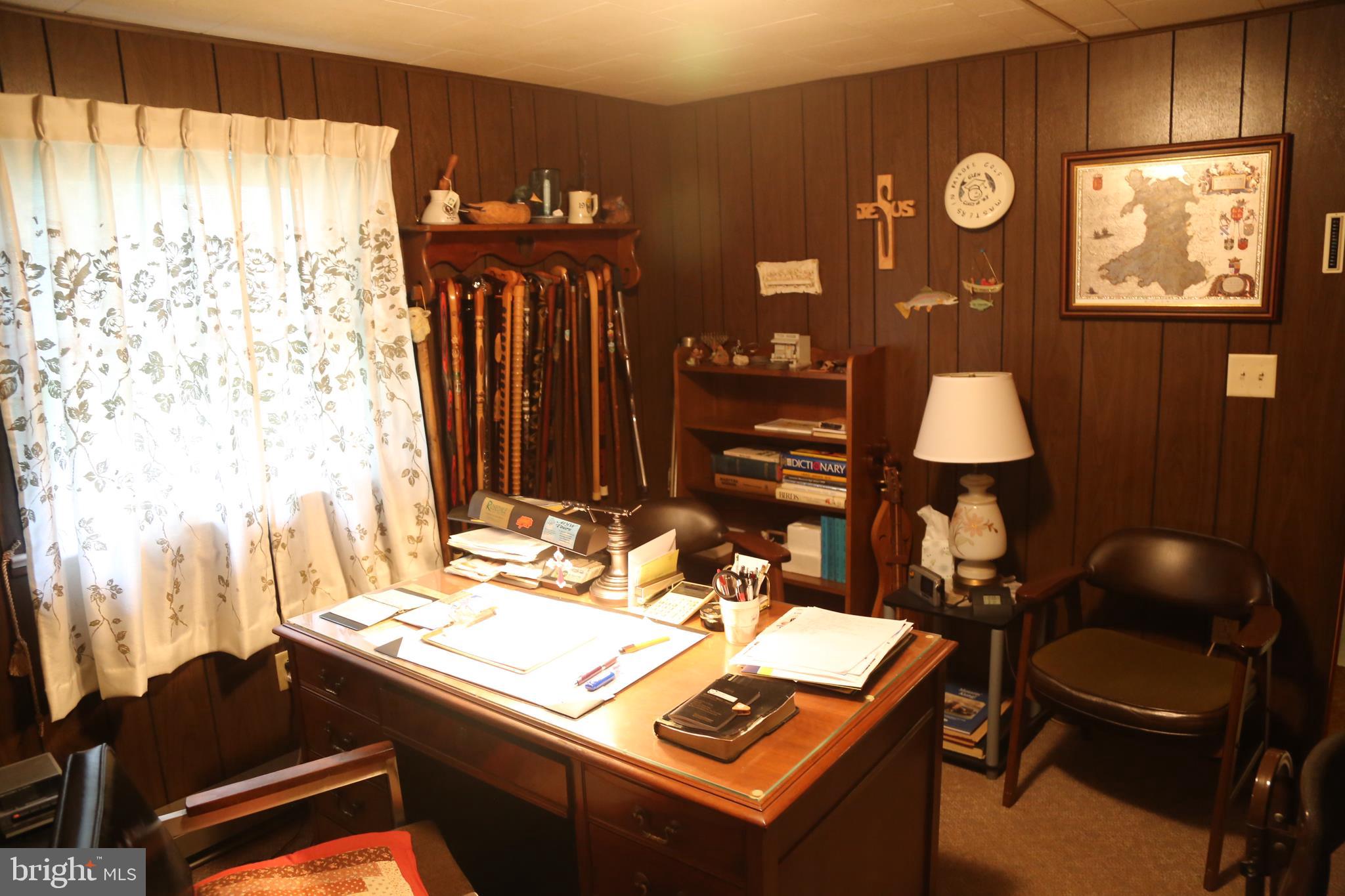 677 Lititz Road Manheim, PA 17545 - Photo 17 of 28 Office