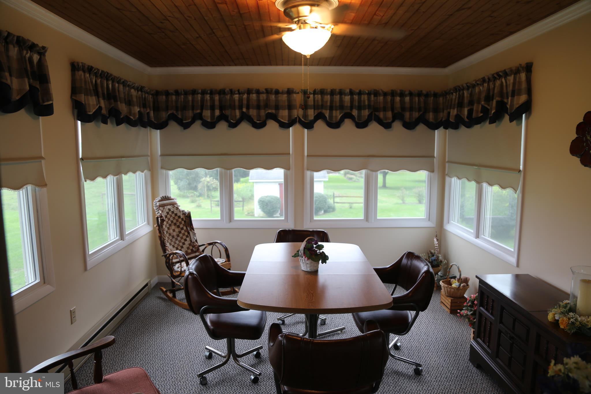 677 Lititz Road Manheim, PA 17545 - Photo 6 of 28 4 Season Room