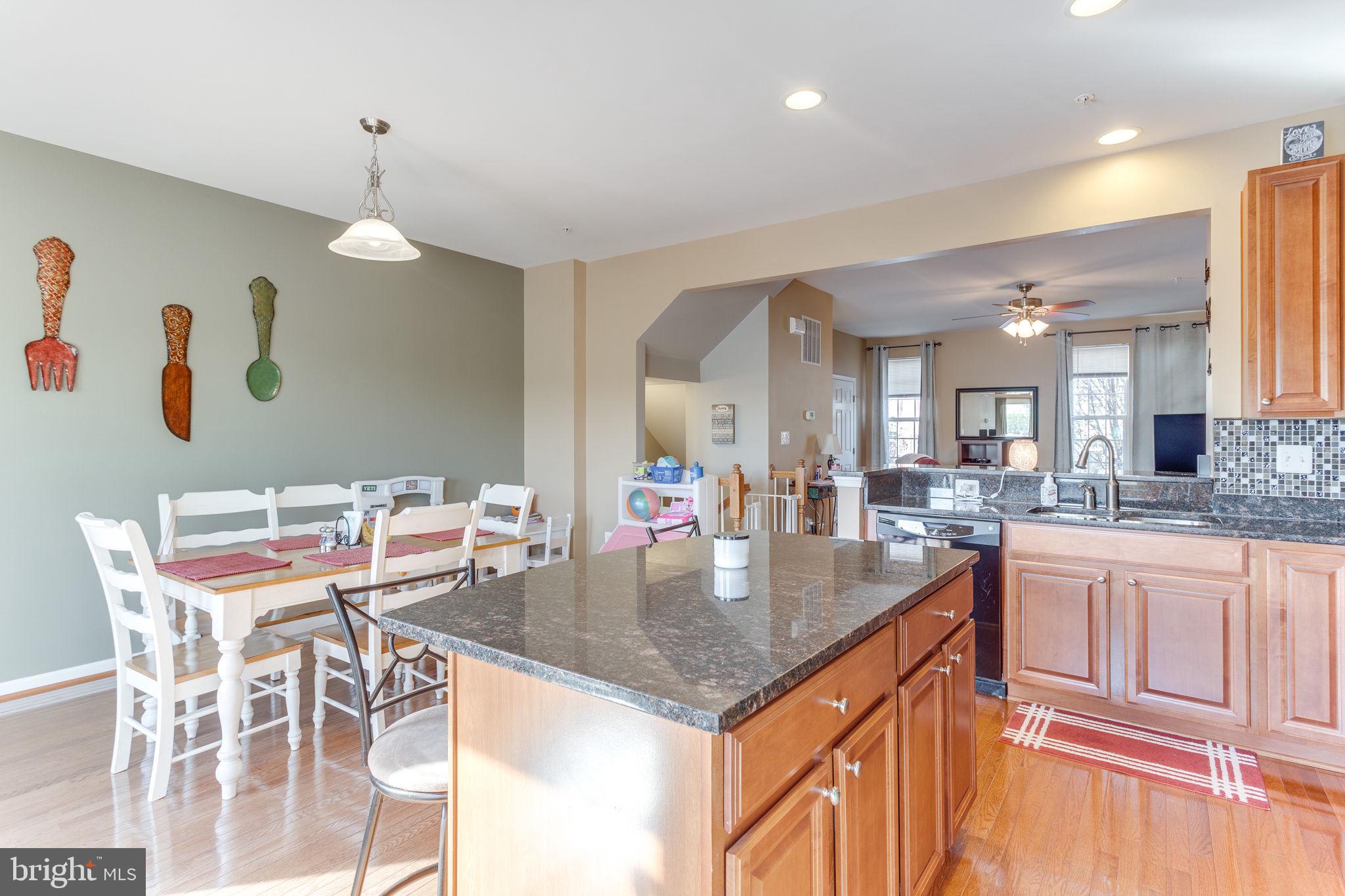 2059 Spring Run Circle Frederick, MD 21702 - Photo 14 of 30 Main Level