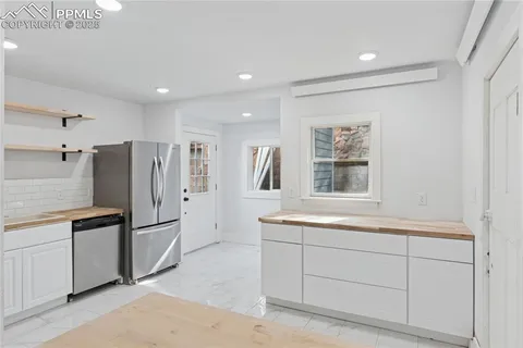 $1,100,000 | 151 Ruxton Avenue, Manitou Springs, CO 80829