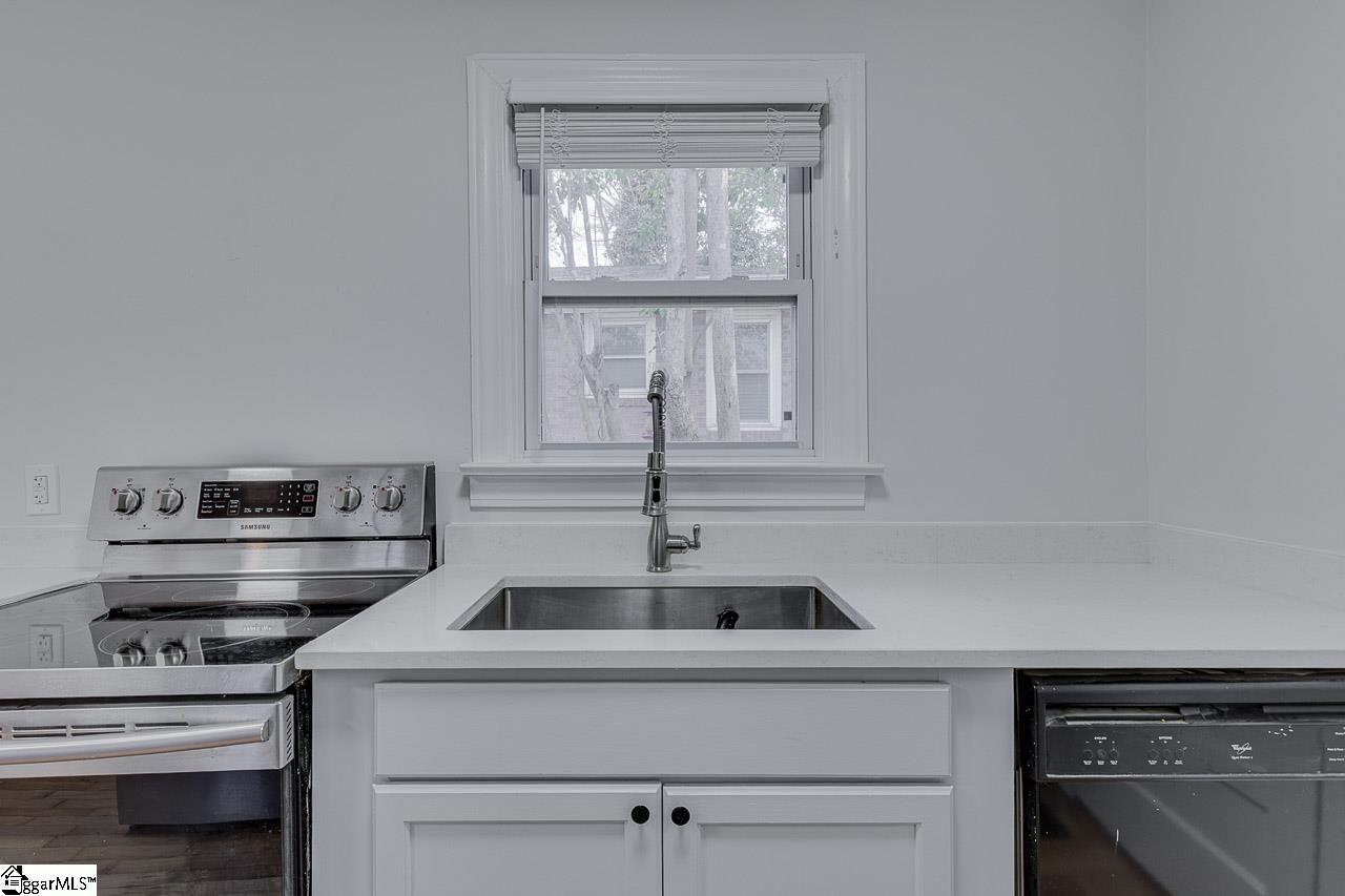 506 Glenn Road Greenville, SC 29607 - Photo 12 of 21 Gallery Image 12