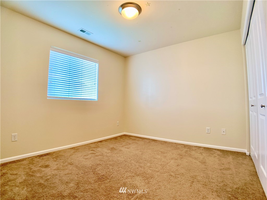 6821 Inlay Street Southeast Lacey, WA 98513 - Photo 22 of 29 Gallery Image 22