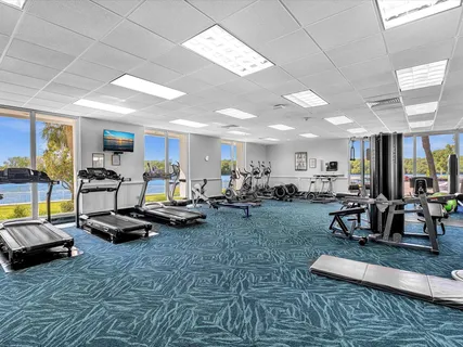 $329,999 | 500 Bayview Drive, Unit 2023, Sunny Isles Beach, FL 33160