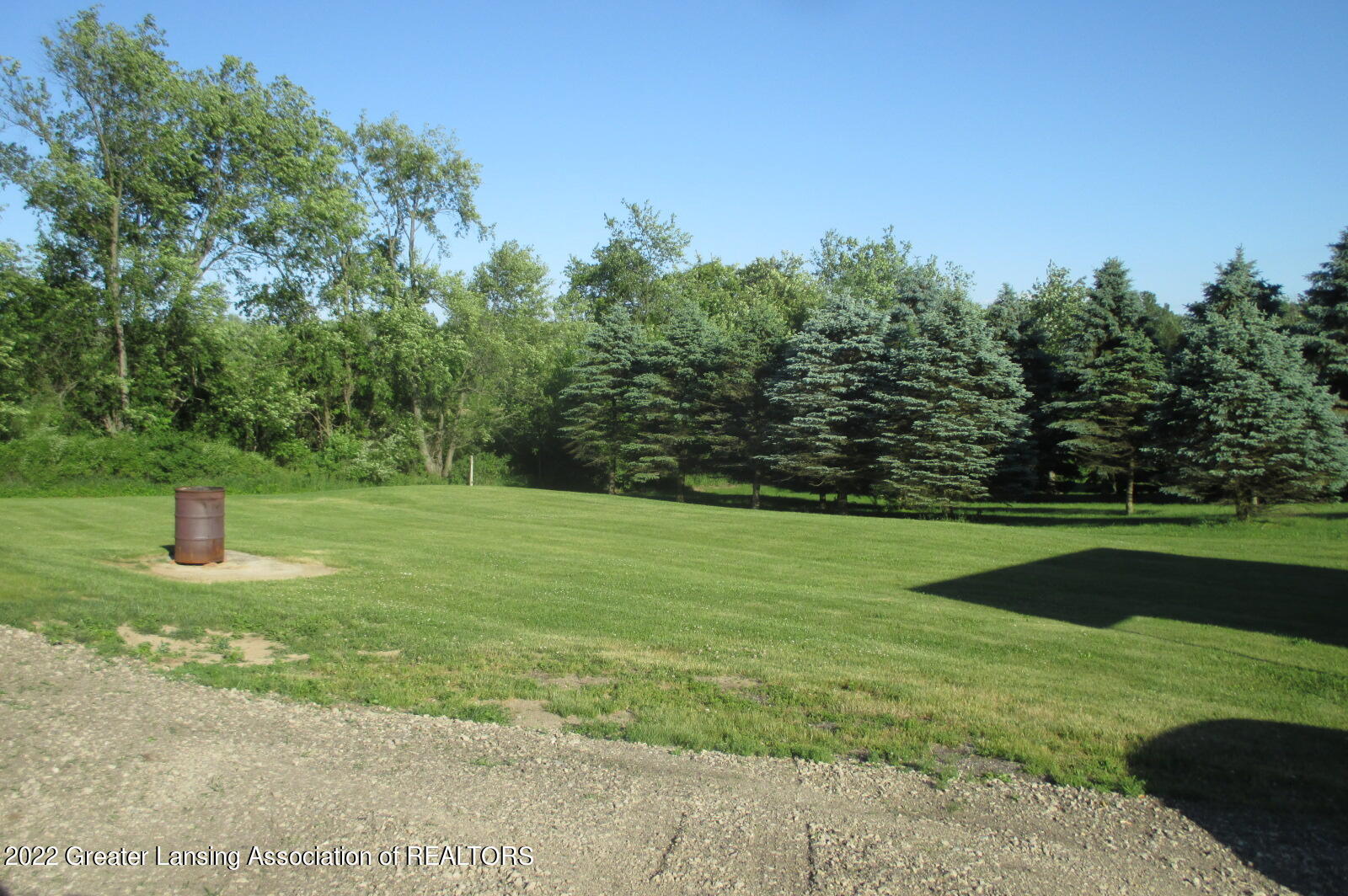 595 South Chester Road Charlotte, MI 48813 - Photo 24 of 33 22