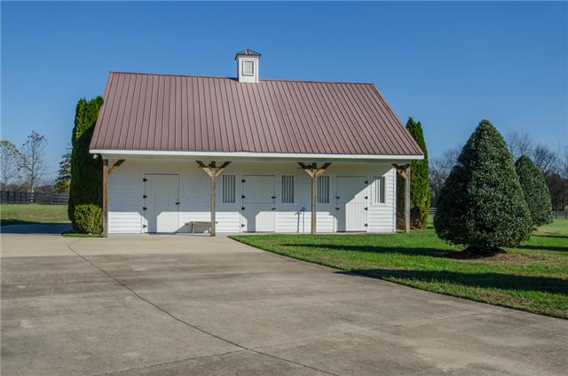3242 Kinnard Springs Road Franklin, TN 37064 - Photo 20 of 21 Barn - Power/Water/Gas Concrete Floor - Tack Room and Horse Stalls