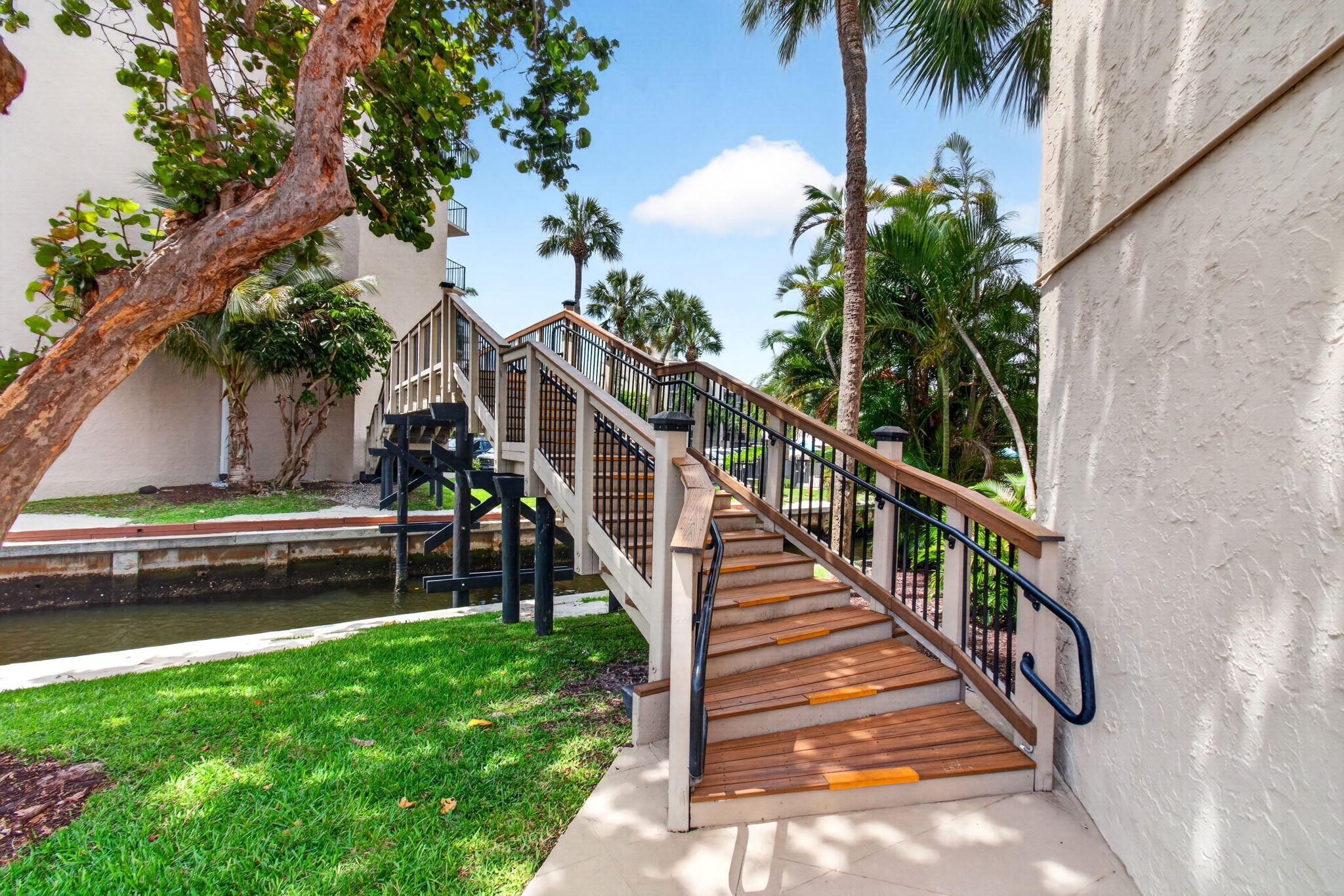 12 Royal Palm Way, Unit 501 Boca Raton, FL 33432 - Photo 13 of 53 24-web-or-mls-DSC_6223