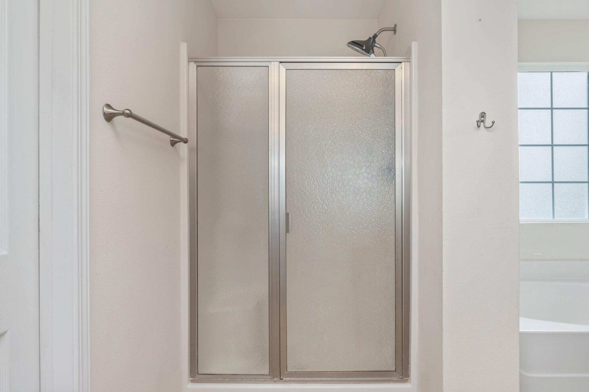 4635 Hermosa Road Crestview, FL 32539 - Photo 38 of 49 a bathroom with a shower