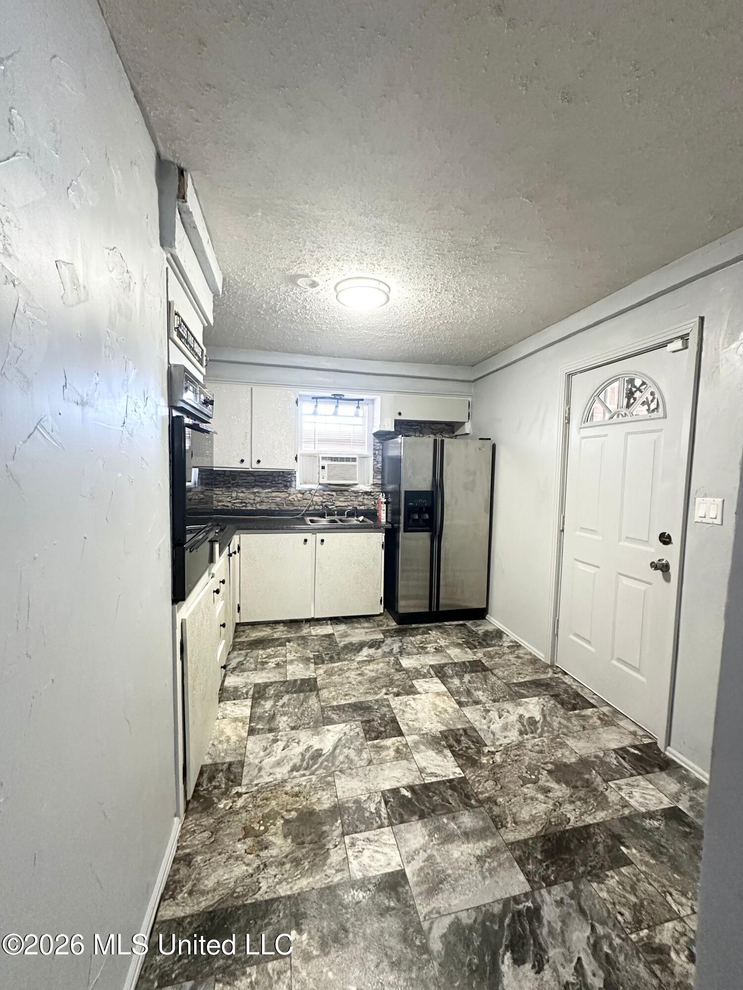 57 South Main Street West Holcomb, MS 38940 - Photo 3 of 13 IMG_8594