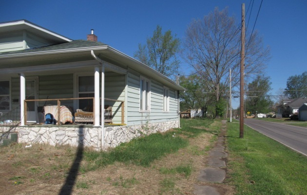 401 Maple Street Zeigler, IL 62999 - Photo 4 of 5