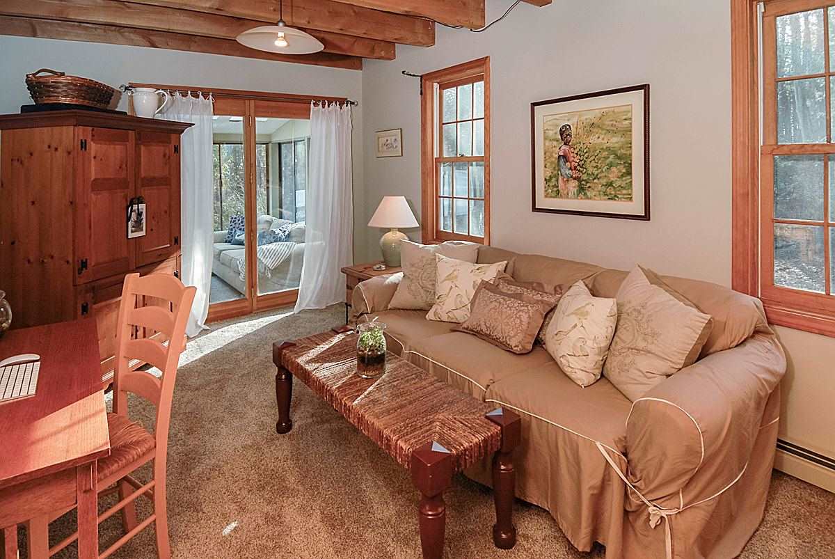 129 High Road Lee, NH 03861 - Photo 15 of 39 Gallery Image 15