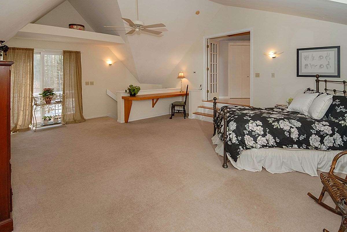 129 High Road Lee, NH 03861 - Photo 17 of 39 Gallery Image 17