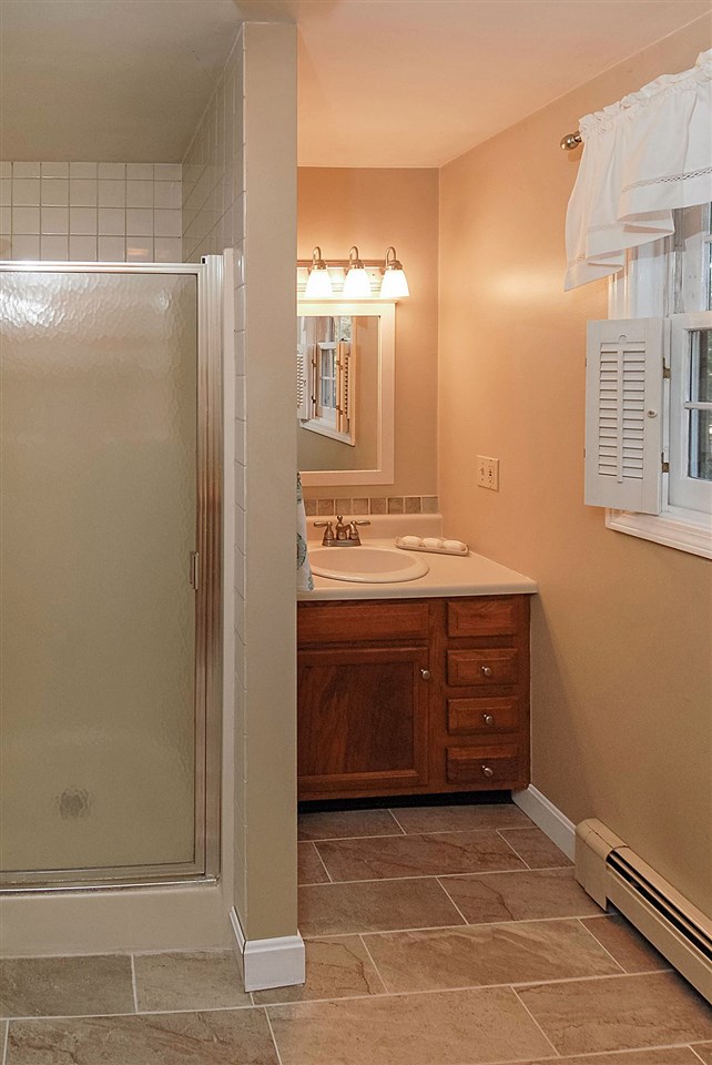 129 High Road Lee, NH 03861 - Photo 29 of 39 Gallery Image 29